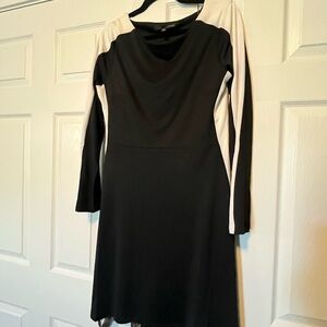 Harve Benard Black and White Long Sleeve Dress Size Medium